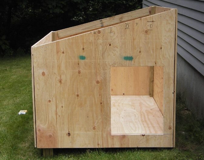 how to build a dog house